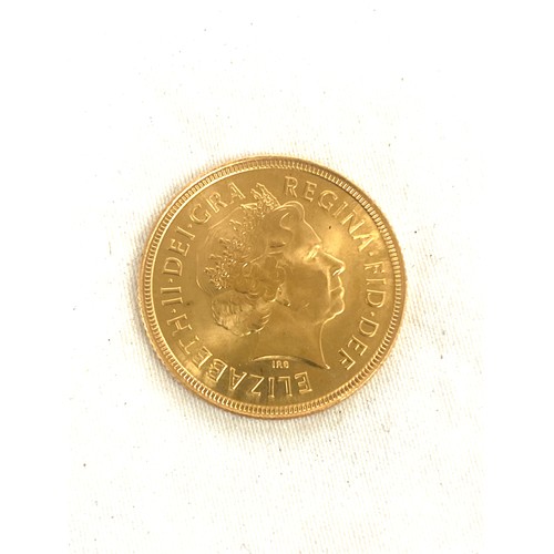 460 - 2001 Elizabeth II gold sovereign