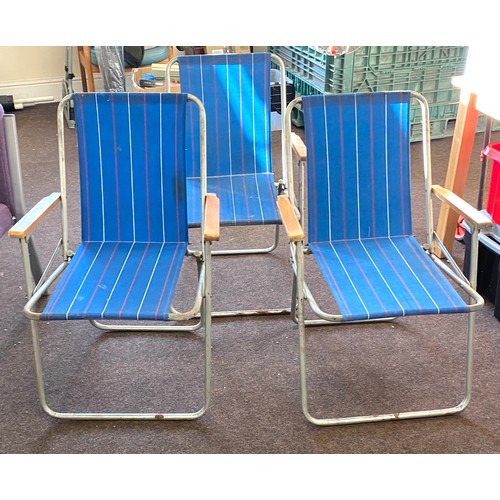 325 - 3 Vintage folding deck chairs, metal frame, wooden arm rests and 3 Vintage kitchen stools