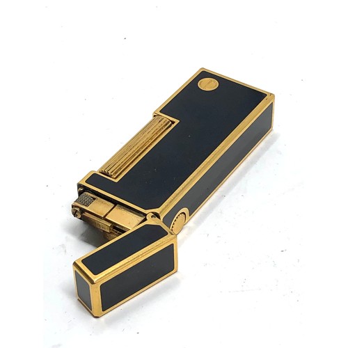 450 - Vintage dunhill cigarette lighter