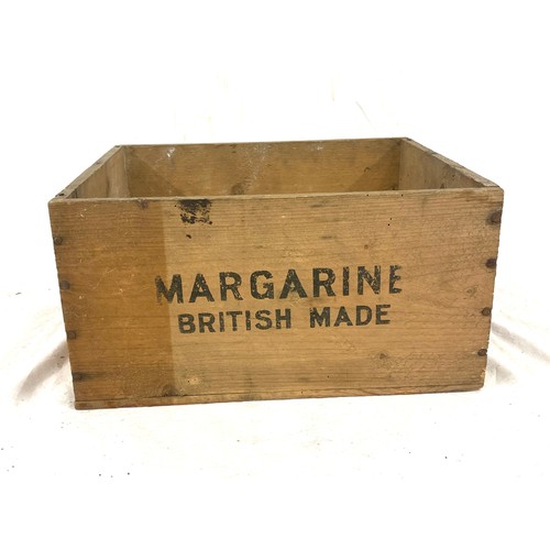 53 - Advertising wooden box, Splendo cake margarine, approximate measurements: height 7 inches, by 11.5 b... 