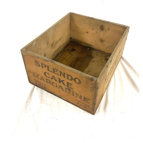 53 - Advertising wooden box, Splendo cake margarine, approximate measurements: height 7 inches, by 11.5 b... 