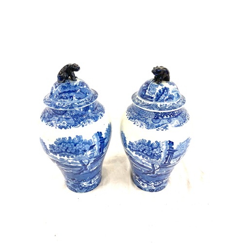 422 - Pair of blue and white Copeland Spode lidded vases, each vase measures approx 12.5