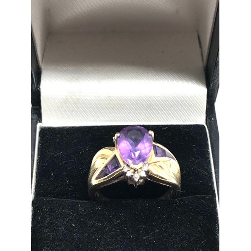 81 - 9ct gold amethyst & diamond ring 4.5g