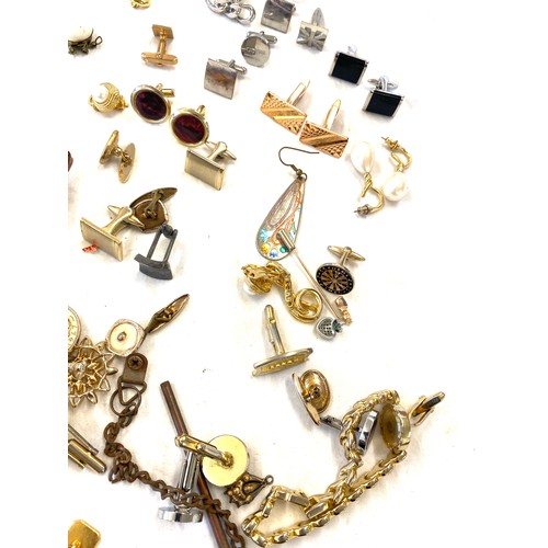 471 - Large selection of costume jewellery etc