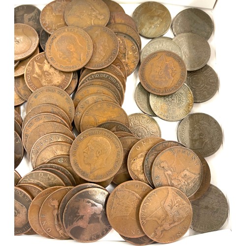 11 - Selection of various antique and later cons to include one penny, half a penny, three pence coins et... 