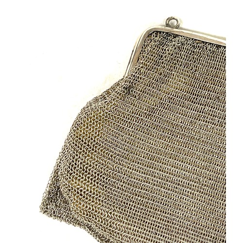 512 - Silver chainmail purse, leather lined 152g