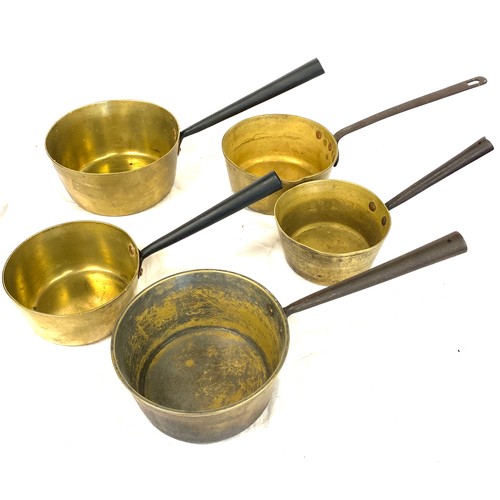 61 - Selection 5 vintage brass saucepans, diameter of largest 8 inches