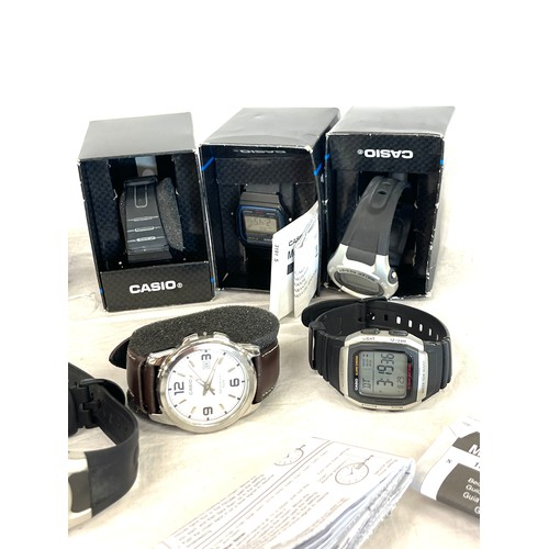 550 - Selection of new in boxes mens Casio wristwatches x 5, 5 loose, all untested includes paperwork / sp... 