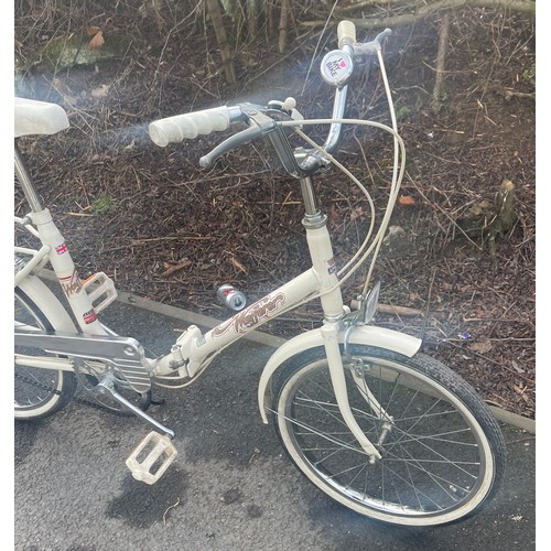 99B - Wayfarer Ladies folding bike, has been serviced, all in working order