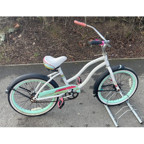 99E - Kids Cranbrook Huffy bike, has been serviced, all in working order