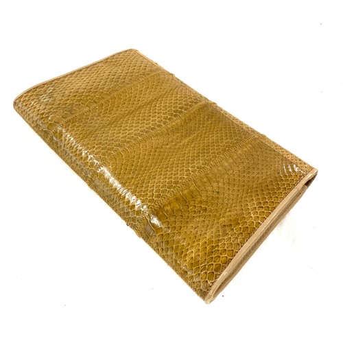 21 - Genuine vintage snake skin handbag