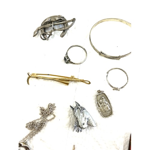 541 - Selection of silver and other jewellery, 9ct gold chain 2g (broken), coronation pocket knife