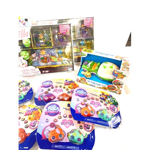 152 - Brand new in boxes 2 Angry Birds Stella, 5 ritzy rollers, 2 flipper zoo and 1 project mc2 nail set