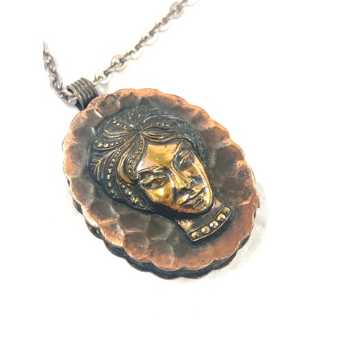 556 - Ladies vintage copper pendant ladies necklace