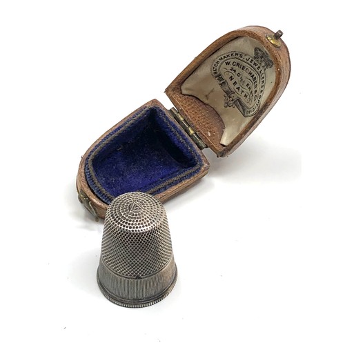 16 - Antique cased silver thimble