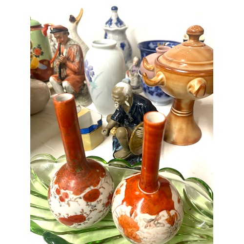 199 - Selection of collectable pieces to include oriental piece,s Beswick etc