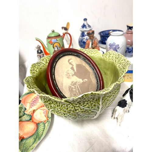 199 - Selection of collectable pieces to include oriental piece,s Beswick etc