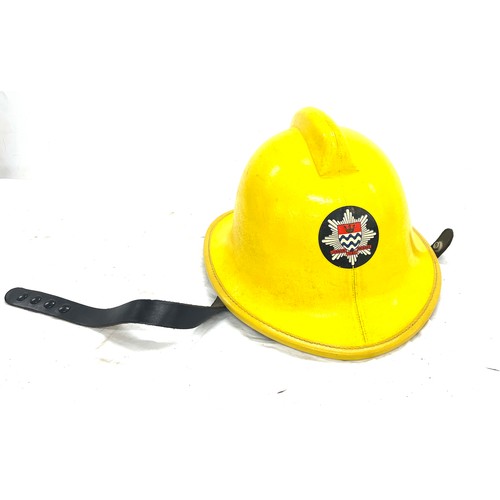 53 - Retro 1986 London Fire Brigade firemans hat