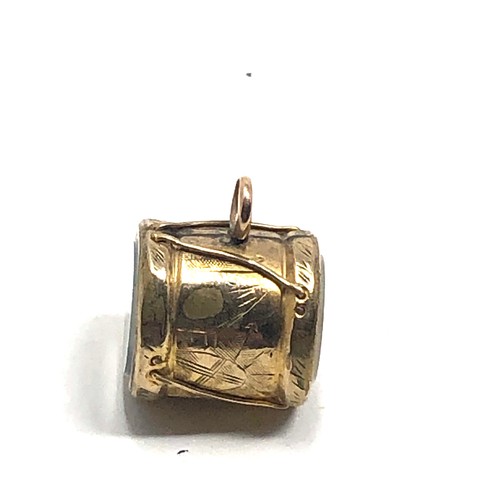 115 - Vintage agate set gold drum charm