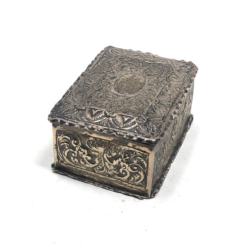 77 - Small Victorian silver box measures approx 6.5cm by 4.8cm by 3.4cm high