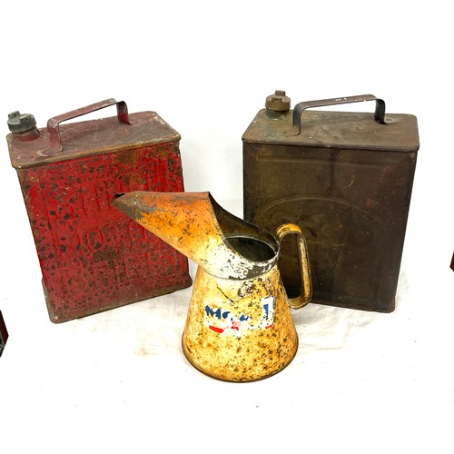 99 - Selection of vintage oil cans to include Mobile, Shell and Esso