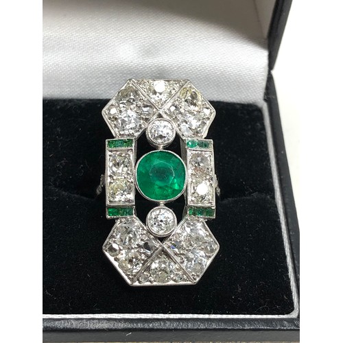 113 - Fine  Art Deco platinum diamond & emerald ring, set with a stunning array of sparkling white old &  ... 