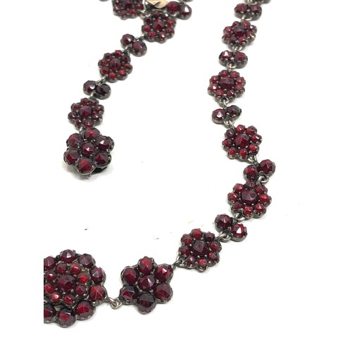 118 - Antique victorian bohemian garnet necklace