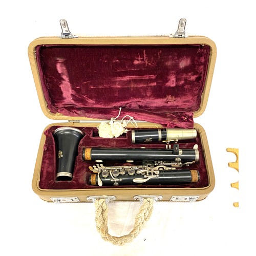 72 - Vintage cased kenosha USA clarinet - in need of repair