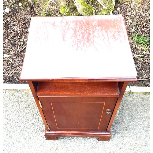 524 - Mahogany inlaid 1 door pot cupboard, with glass top, approximate measurements: Height 26.5 inches, W... 