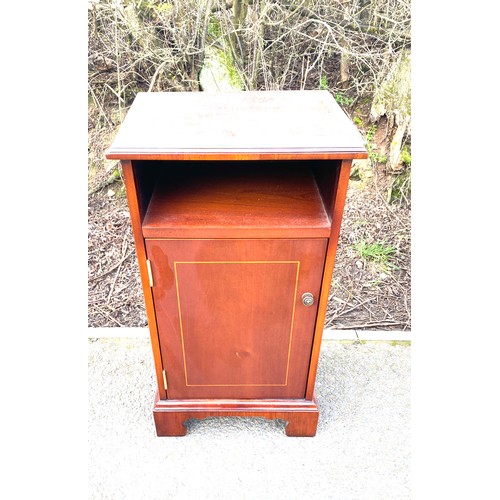 524 - Mahogany inlaid 1 door pot cupboard, with glass top, approximate measurements: Height 26.5 inches, W... 