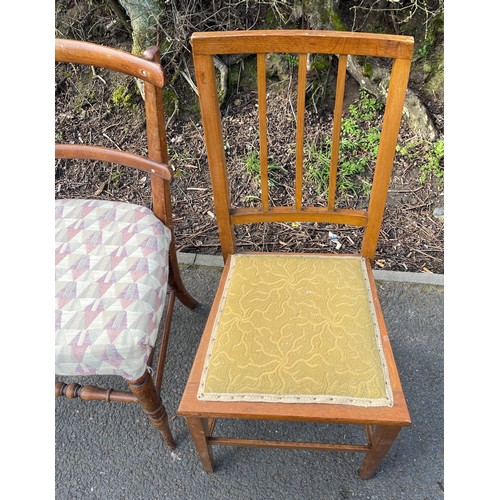 571 - 2 Vintage odd dining chairs