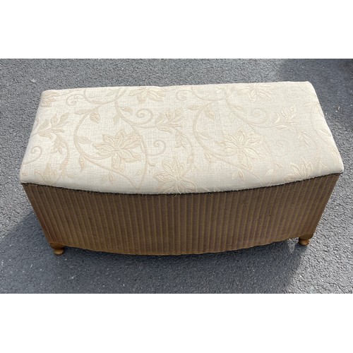 539 - Vintage Lloyd loom ottoman, approximate measurement: Width 36 inches, Height 18 inches, Depth 18 inc... 