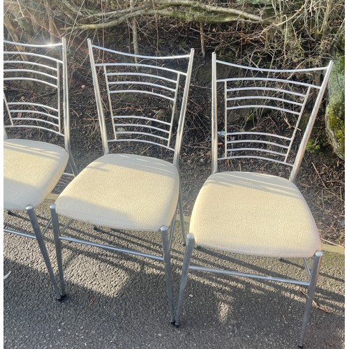 516 - 4 Metal padded seats dining room chairs