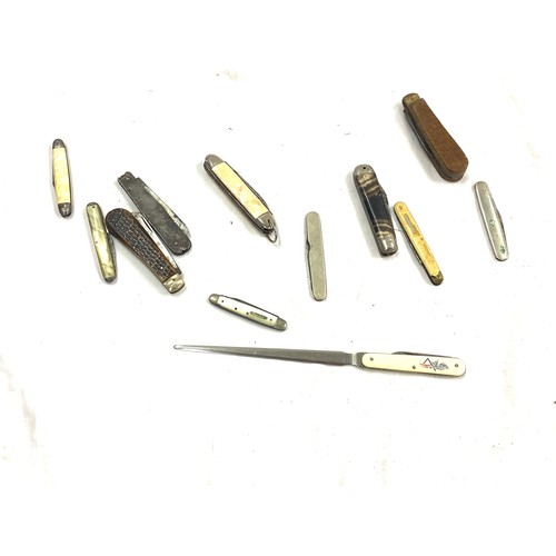 559A - Selection of vintage and later pocket knifes