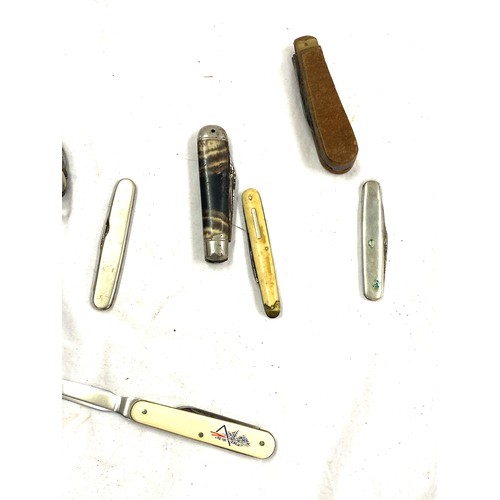 559A - Selection of vintage and later pocket knifes