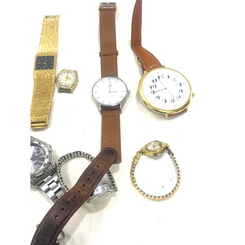 558 - Selection of mens and ladies wristwatches, all untested