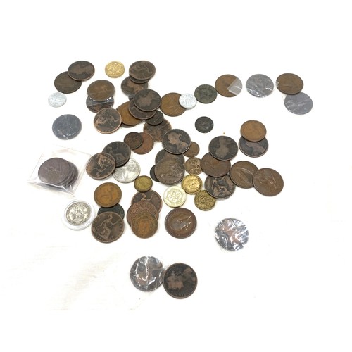 571 - Small box of coins