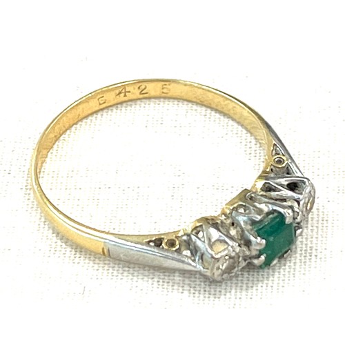 570 - Ladies 9ct gold and platinum emerald and diamond dress ring, approximate weight 2.2g, ring size P