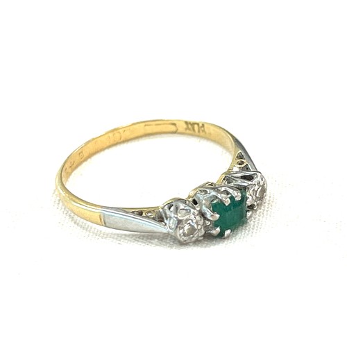 570 - Ladies 9ct gold and platinum emerald and diamond dress ring, approximate weight 2.2g, ring size P