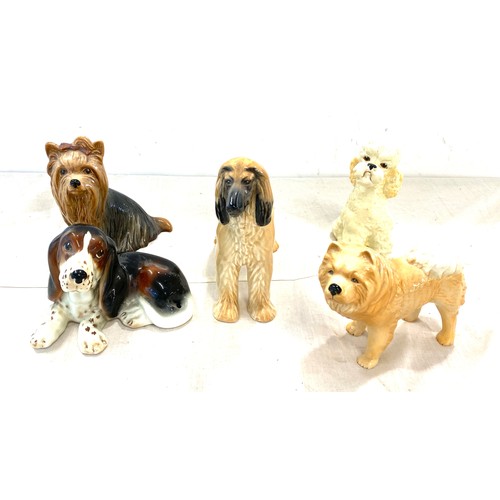 160 - Selection of 5 Sylvac dog ornaments, to include 5027, 3642, 5015 all in good overall condition