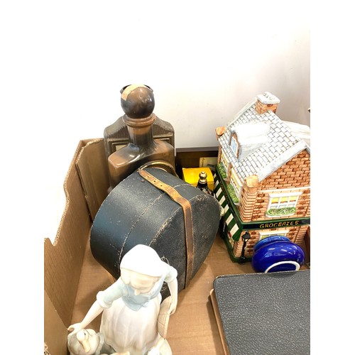 278 - Box of miscellaneous items to include pottery, books etc