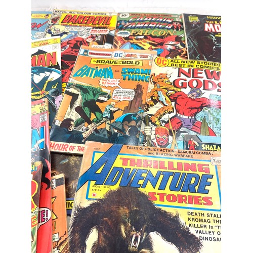 166 - Selection vintage Marvel comics etc