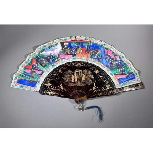 556 - Antique Chinese fan, Canton, Lacquer with painted decoration