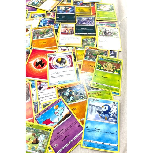 154 - Selection of Pokemon collectors cards dating from 1995 onwards, Rev Halo, approximately 90