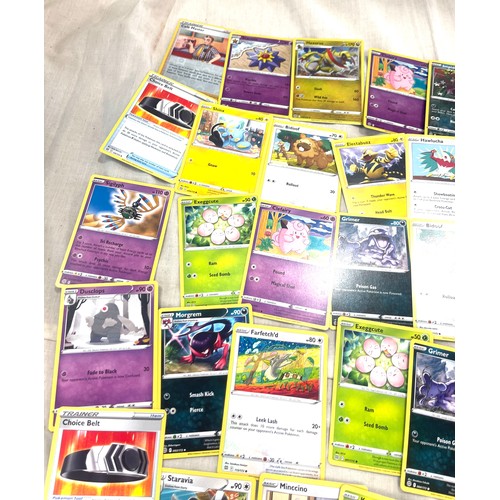 134 - Selection of Pokemon collectors cards, Rev Halo, approximately 90