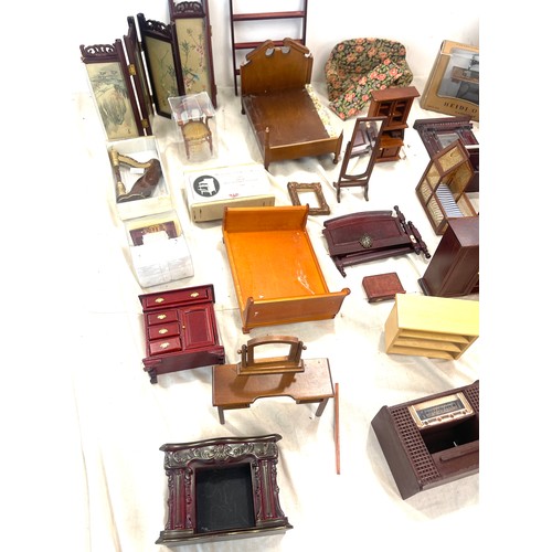 103 - Selection of vintage and later dolls house furniture