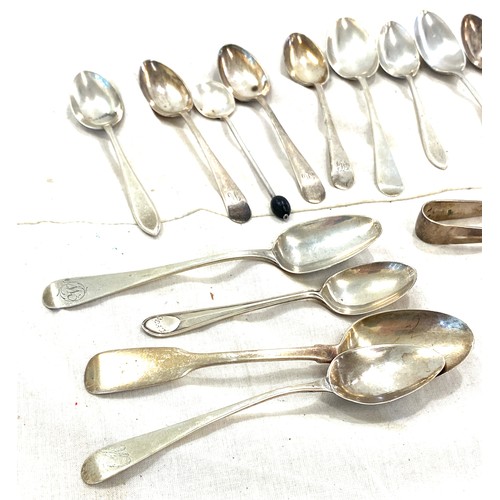 569 - Selection 16 silver hallmarked spoons, various dates, 2 silver sugar tongs, approximate total weight... 