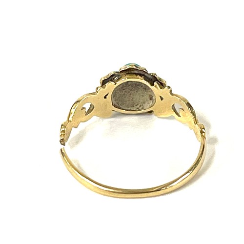 586 - Antique Gold, turquoise and diamond ladies ring, is in need of repair, approximate total weight 1.6g... 