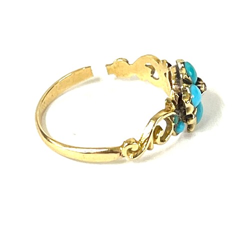 586 - Antique Gold, turquoise and diamond ladies ring, is in need of repair, approximate total weight 1.6g... 