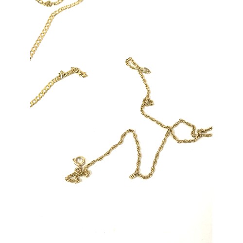 588 - 2 ladies 9ct gold chains (1 is broken), total approximate weight 7.1g